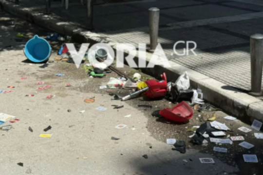 Θεσσαλονίκη: Συνελήφθη η μητέρα του 5χρονου που πετούσε αντικείμενα από μπαλκόνι [βίντεο]
